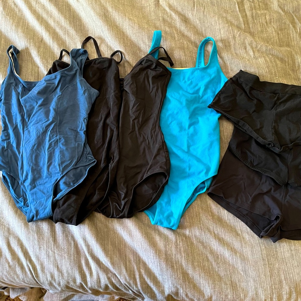 🩰Adult/Teen Dance Bundle!🩰 4 leos + 3 shorts M-L-XL